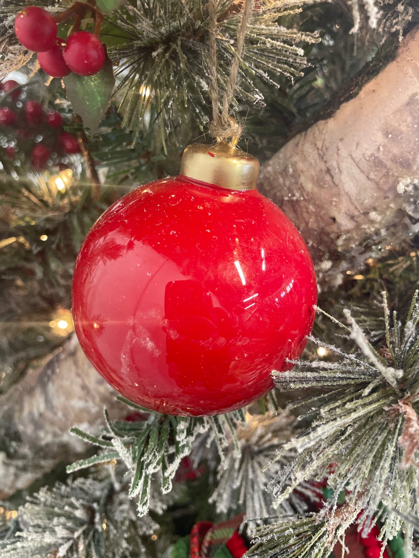 Iron Red Ball Ornament